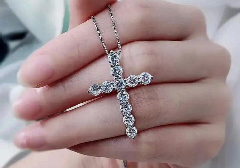 Cross Pendant Necklace